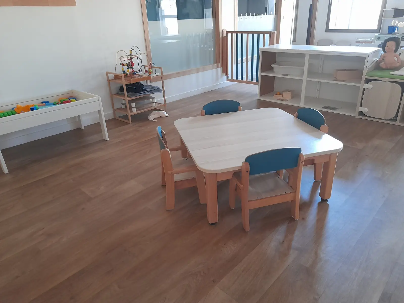 Espace de vie et de jeux de la micro-crèche à Villeneuve-lès-Avignon