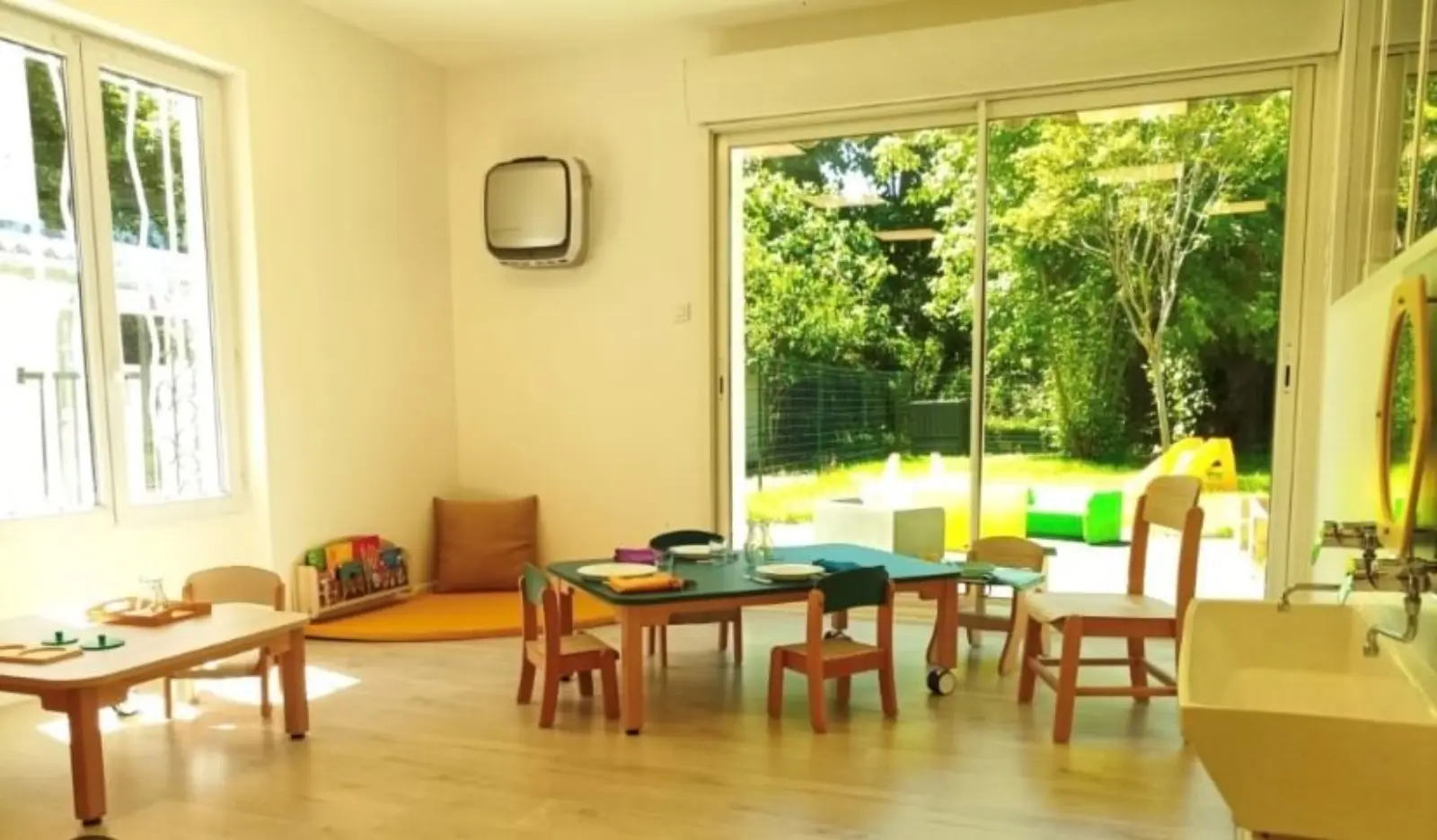 Une micro-crèche <strong>bilingue</strong> à taille humaine