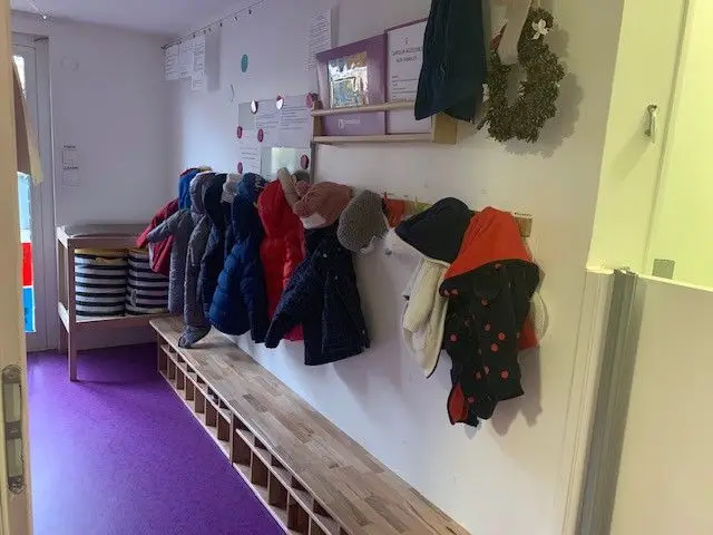 Vestiaire des enfants de la micro-crèche Les Chérubins d'Ittenheim