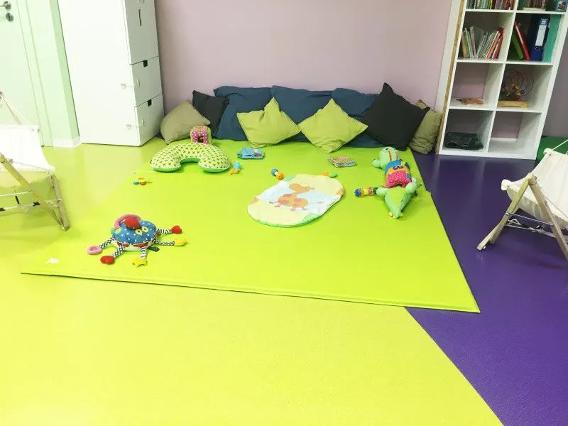 Tapis d'éveil pour les bébés à la micro-crèche l'Avancée des Chérubins