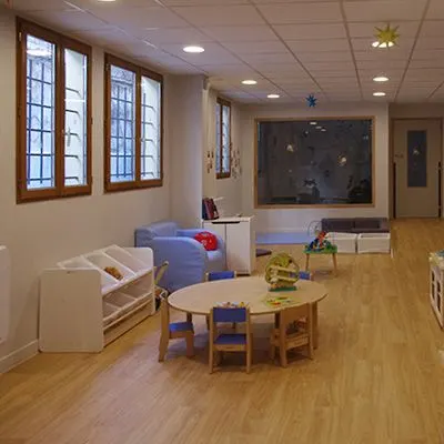 Une micro-crèche <strong>à taille humaine</strong>, quartier Porte Saint-Martin