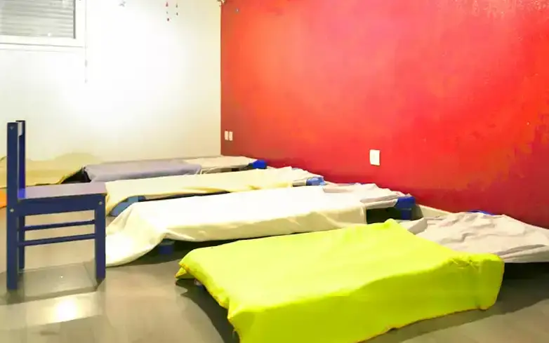 Espace sieste de la micro-crèche Le Patio à Marseille