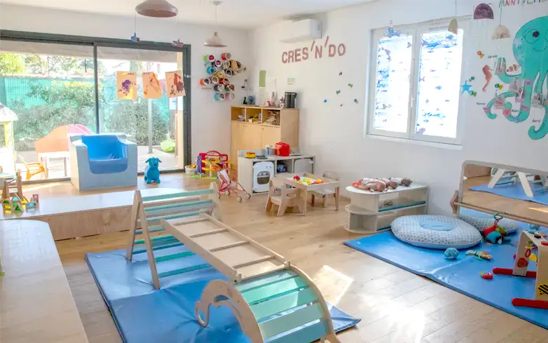 Une micro-crèche <strong>au cœur d'un quartier résidentiel calme</strong> du Crès