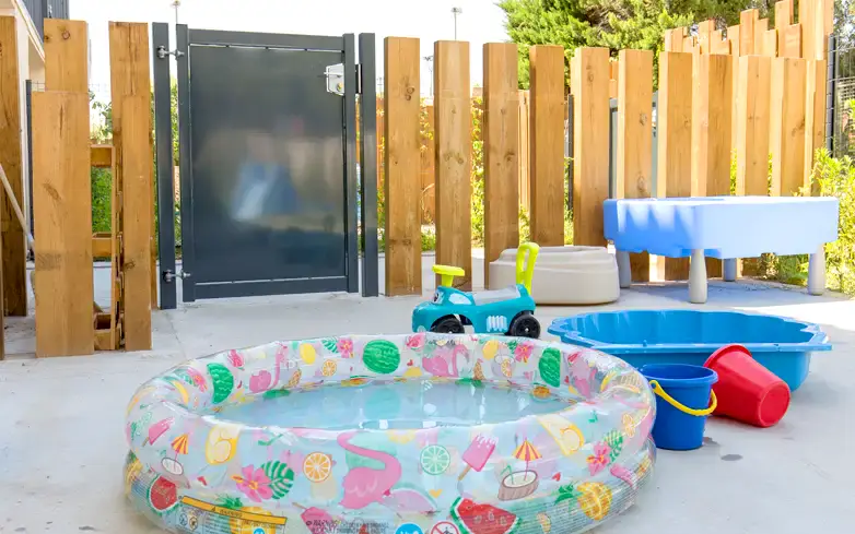 Une micro-crèche à taille humaine, dans le quartier de <strong>La Fourragère / Saint-Jean-du-Désert</strong>