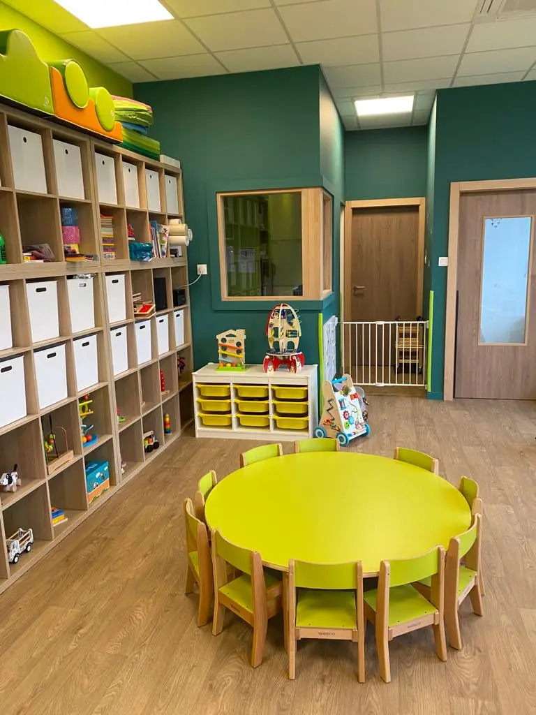 Coin jouets et rangement de la micro-crèche Les Roudoudous à Findrol