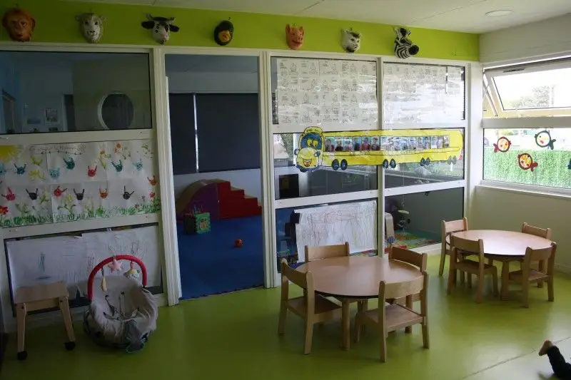 Salle de vie de la micro-crèche L'Atelier des Chérubins à La Rochelle