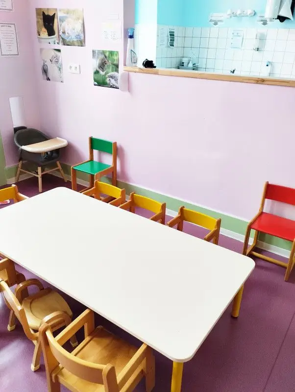 Salle de repas de la micro-crèche Les P'tits Châtelains à Saverne