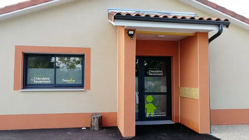 Une <strong>micro-crèche</strong> à taille humaine, au hameau de Treffort, à Val Revermont