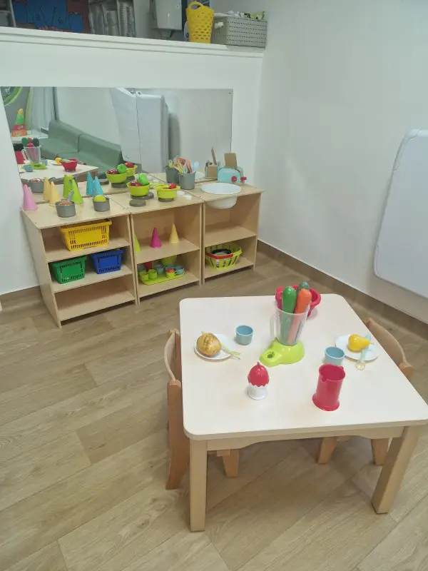 Une <strong>micro-crèche</strong> à taille humaine, place de la Grille à Fourqueux