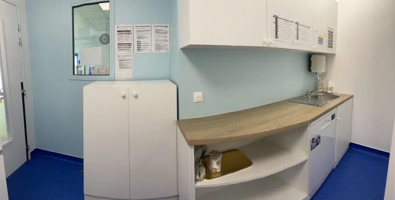 Kitchenette de la micro-crèche Aïss & Riss chez les Chérubins