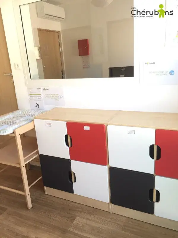 Espace de change de la micro-crèche de Pignans