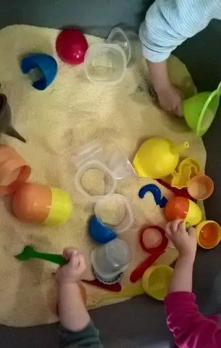 Atelier sensoriel de la micro-crèche Les Chérubins de Verneuil-sur-Avre