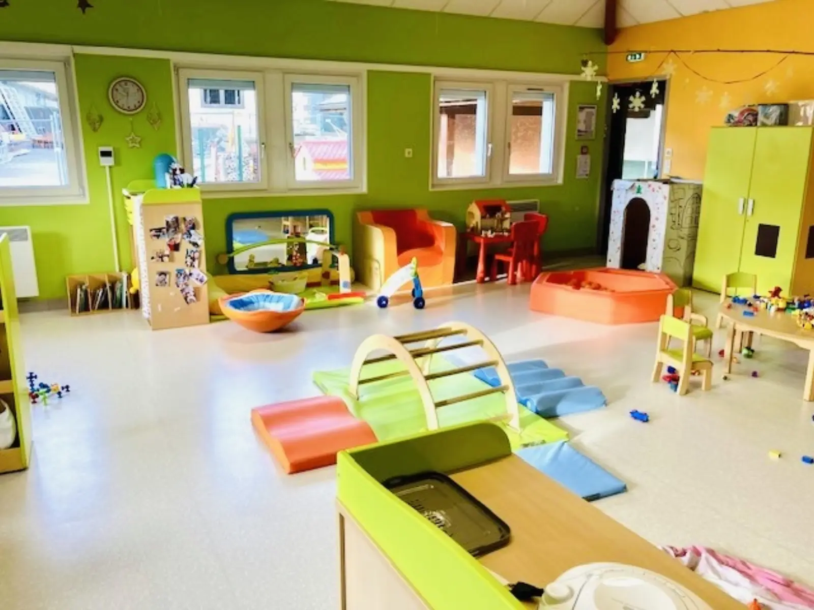 Une micro-crèche <strong>à taille humaine</strong>, au cœur de Pers-Jussy