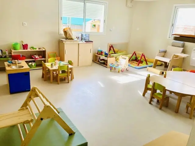 Salle de jeux de la micro-crèche Nos Petits Pouces à Collonges-sous-Salève