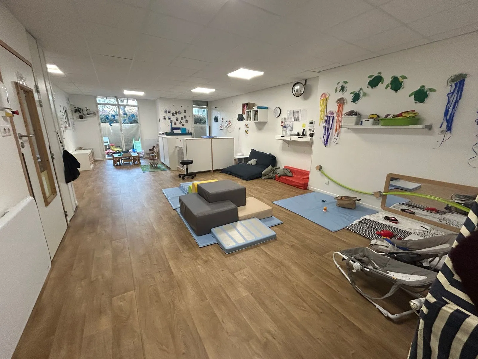 Espace de jeux de la micro-crèche Baby Montessori à Maisons-Laffitte